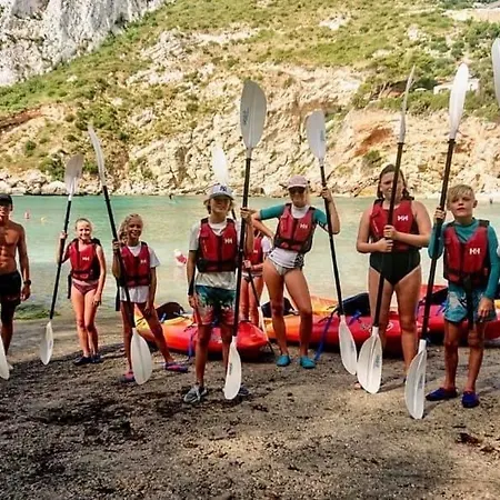 Magic Dream Seaview With 2 Pools, Bbq, Airco, Wifi 别墅