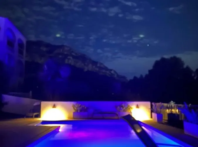 Βίλα Magic Dream Seaview With 2 Pools, Bbq, Airco, Wifi
